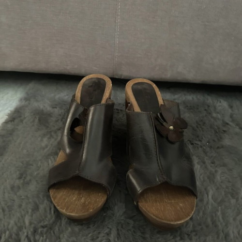 Clogs used, summer style with 3D butterfly, size 37, black and brown