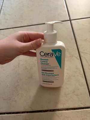 CeraVe Blemish Control Cleanser 236ml like new