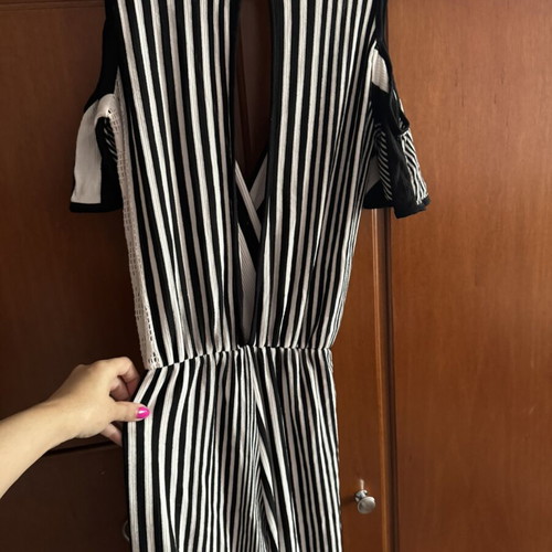 JusTop black and white jumpsuit like new with lace details, size M