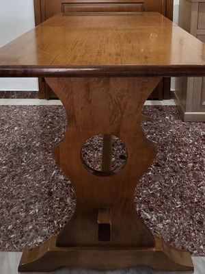 Wooden extendable table used with 33 cm extension