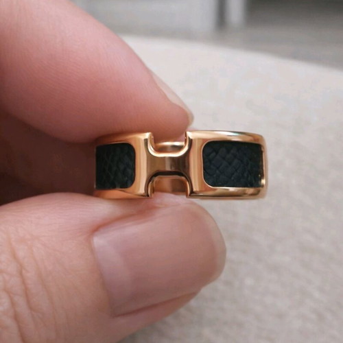 Statement ring gold plated 18K with black inlay, like new