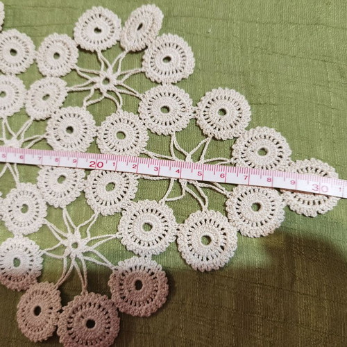 Crochet square placemat like new