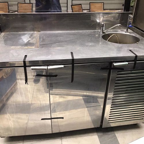 Sink with workbench used for professional use