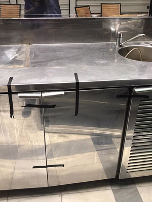 Νεροχύτης με πάγκο εργασίας μεταχειρισμένος για επαγγελματική χρήση