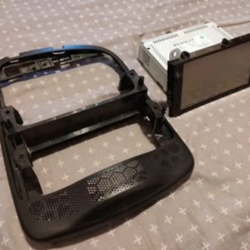 Renault Clio IV Genuine Screen 2016-2019 Like New