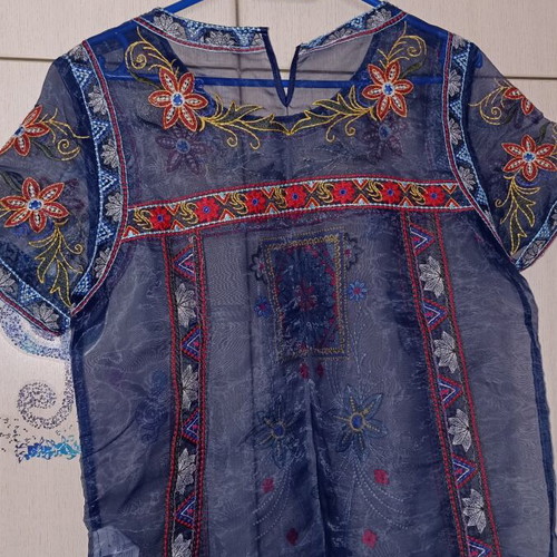 Axel transparent embroidered blouse size L 40 new, blue and pink