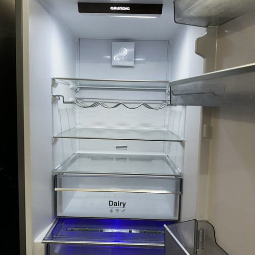 Grundig Refrigerator Freezer 1.85x60 No Frost A+++ Class inverter like new