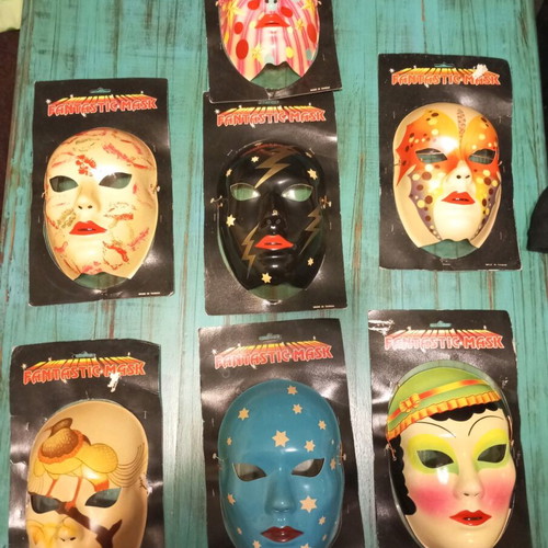 Vintage plastic carnival masks used, pack of 7