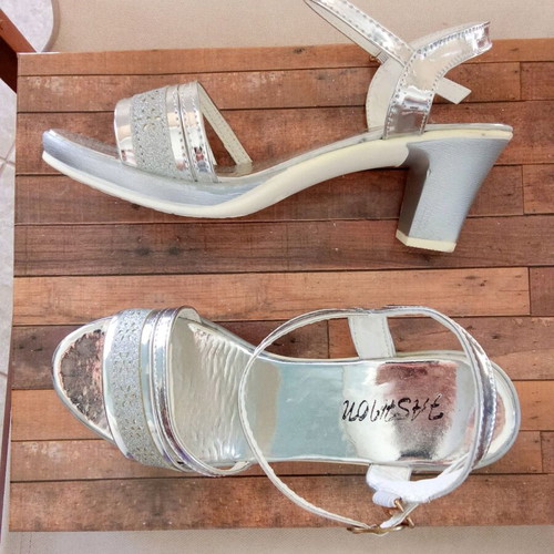 Silver sandals like new, size 36, 6cm heel