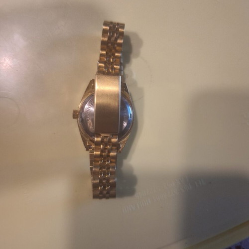 Calbas vintage ladies quartz watch, gold tone, date display