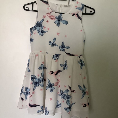 Children's dress like new with bird prints, white and blue, size 128 cm
