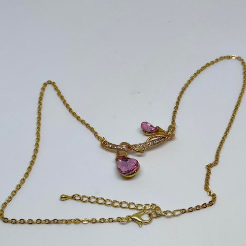 Pendant with pink crystals and gold chain like new