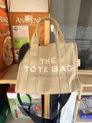 Marc Jacobs small tote bag like new, beige