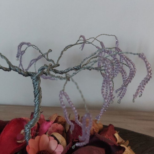 Decorative tree with wire and purple beads on wooden leaf new