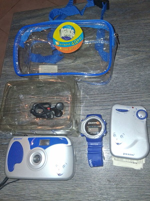 Paxos Vintage Set (1989) 'Apithana Dora' camera, radio, watch