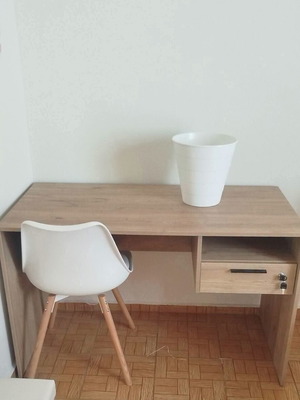 Desk with chair, 1.20x60 m