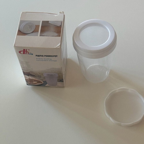 Container with sieve for flour or powdered sugar new