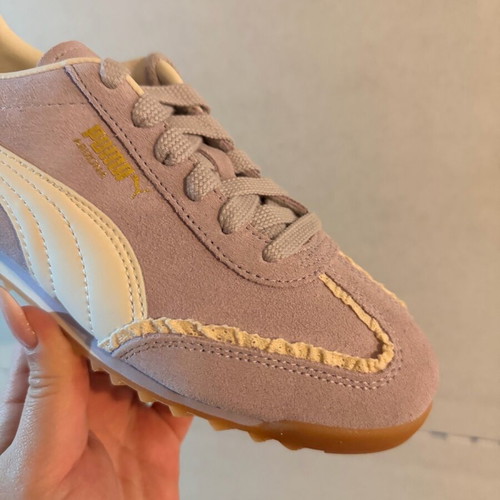 Puma women's athletic shoe new purple size 38.5