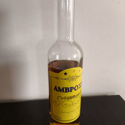 Ambrosia cognac used, 30%, slight product missing