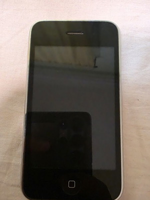iPhone 3G 16GB used, white, model A1241