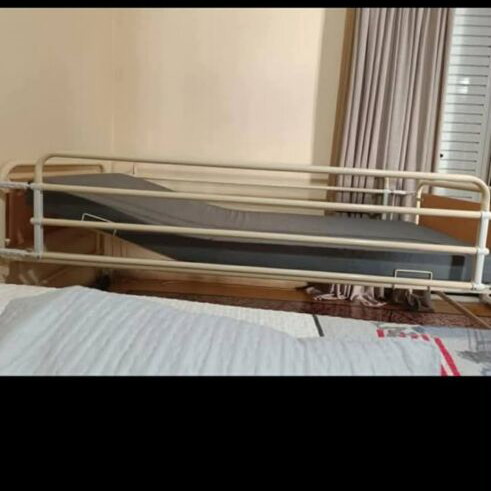 Hospital bed with crank like new