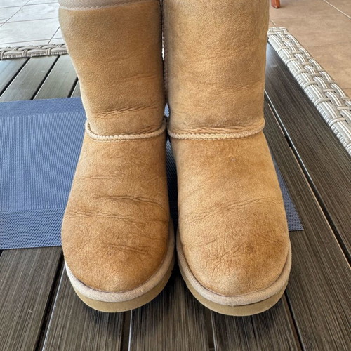 Ugg authentic tan beige boots used size 35