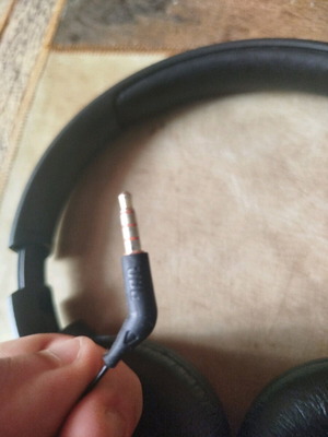 JBL headphones like new