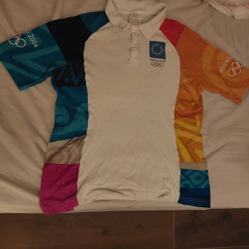 Olympic Games Volunteer T-shirt Athens used, Small