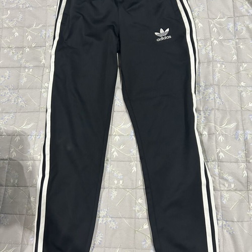 Adidas sports pants like new, black and white, size 146 cm