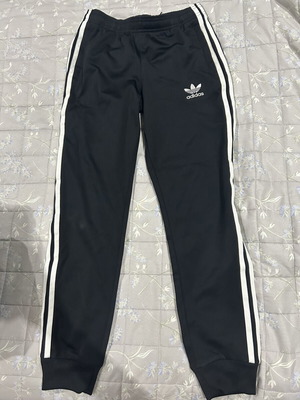 Adidas sports pants like new, black and white, size 146 cm