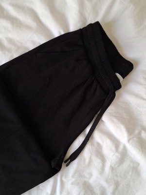 Pants and tracksuits like new, black, pack of 2+2 pieces