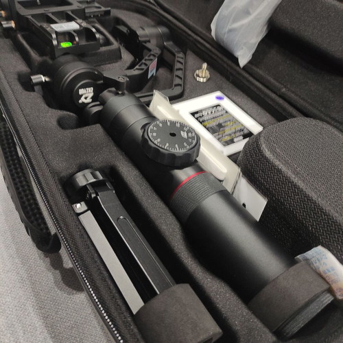 Zhiyun Crane 2 3-Axis Handheld Gimbal Stabilizer new with Follow Focus