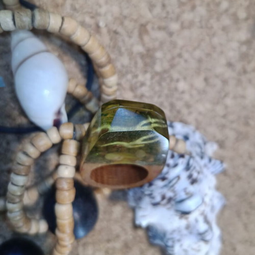 Handmade ring with wooden and cold glass, size 58, like new