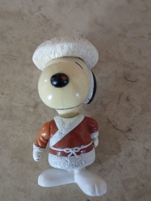Collectible figure like new, box only