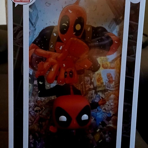 Funko Pop! Comic Covers Marvel Deadpool Black Suit #46 new