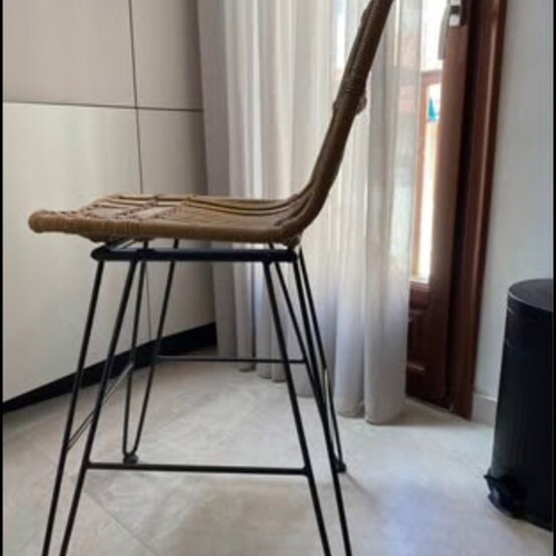 Rattan kitchen bar stools like new, set of 2