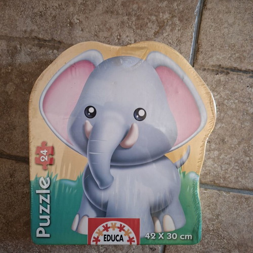 Elephant puzzle 24 pieces for children 3+