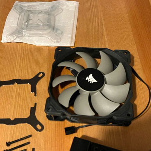 Corsair Hydro Series H60 120mm υδρόψυξη CPU σαν καινούργιο