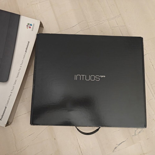 Wacom Intuos Pro medium size tablet