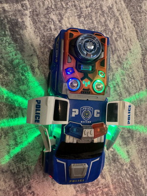 Police toy car used with sound and 360-degree movement
