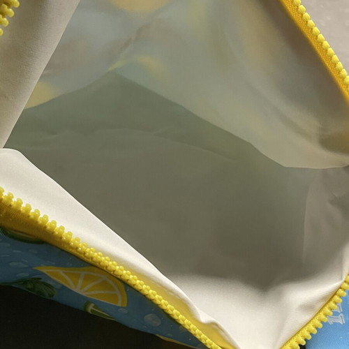 Hei Poa summer makeup bag with lemon and lime pattern
