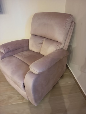 Relax armchair almost like new, comfortable