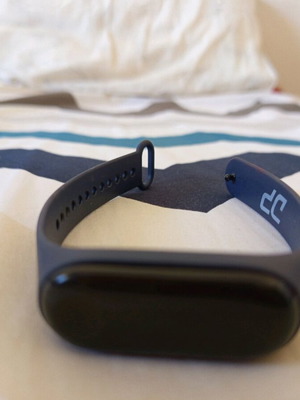 Smart Watch Fitness Tracker DP like new, blue, heart rate monitor