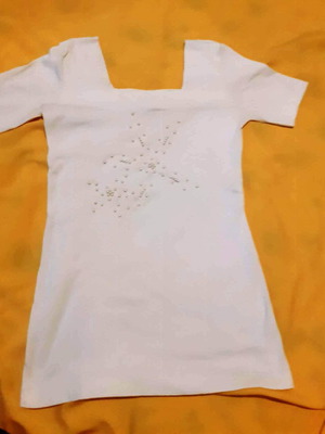 White Women's Blouse Rannia 1961 with Square Neck and Pearls size 40 like new