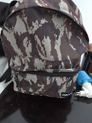 Backpack like new, wide