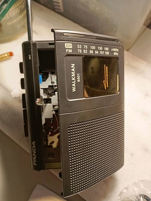 Walkman καινούργιο με ραδιόφωνο και κασέτα