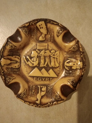 Ashtray with Egypt theme new