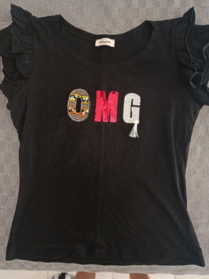 Summer T-shirt used, size S, black with sleeve design