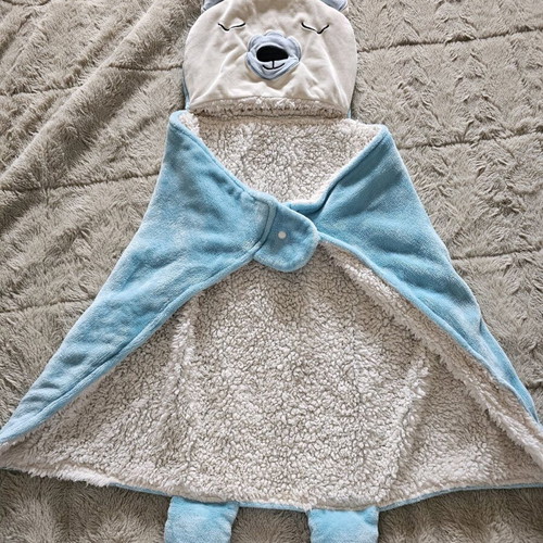 Fleece baby blankets used, set of 2 with bear and Dumbo