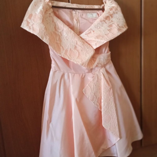 Formal dress like new, size M, pink taffeta with lace details